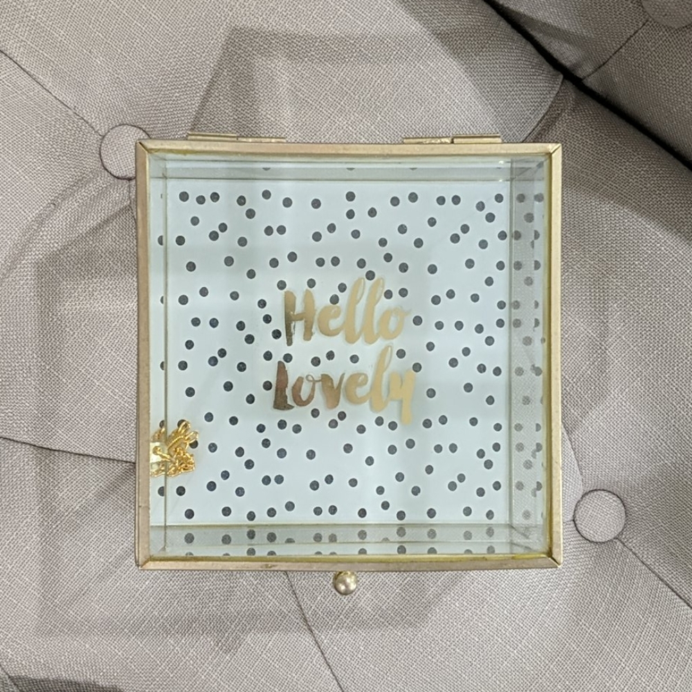 Glass trinket box